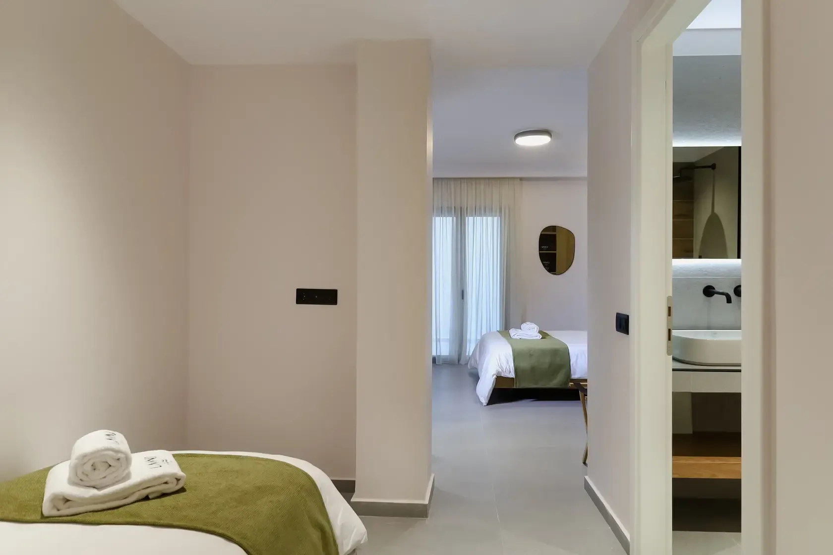 STANDARD TRIPLE ROOM WITH BALKONY